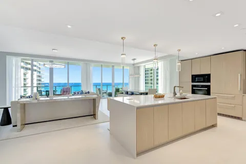 $3,290,000 | 3100 North Ocean Drive, Unit P805, Singer Island, FL 33404