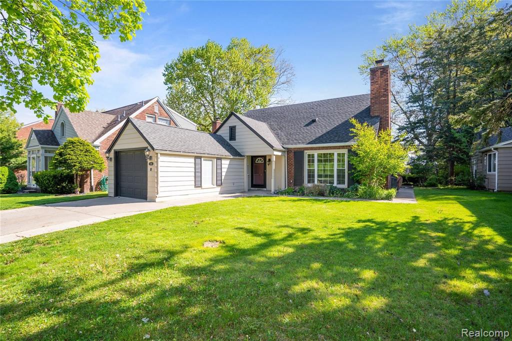 3316 Eastham Road Dearborn, MI 48120 - Photo 4 of 25