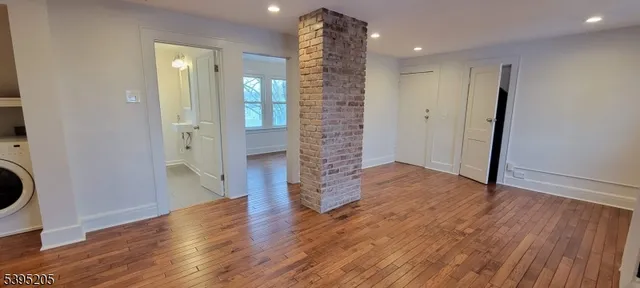 $2,000 | 18 Olive Street, Bloomfield, NJ 07003