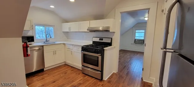 $2,000 | 18 Olive Street, Bloomfield, NJ 07003