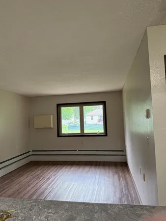 $791 | 1418 Black Oak Avenue, Unit 105, Montevideo, MN 56265