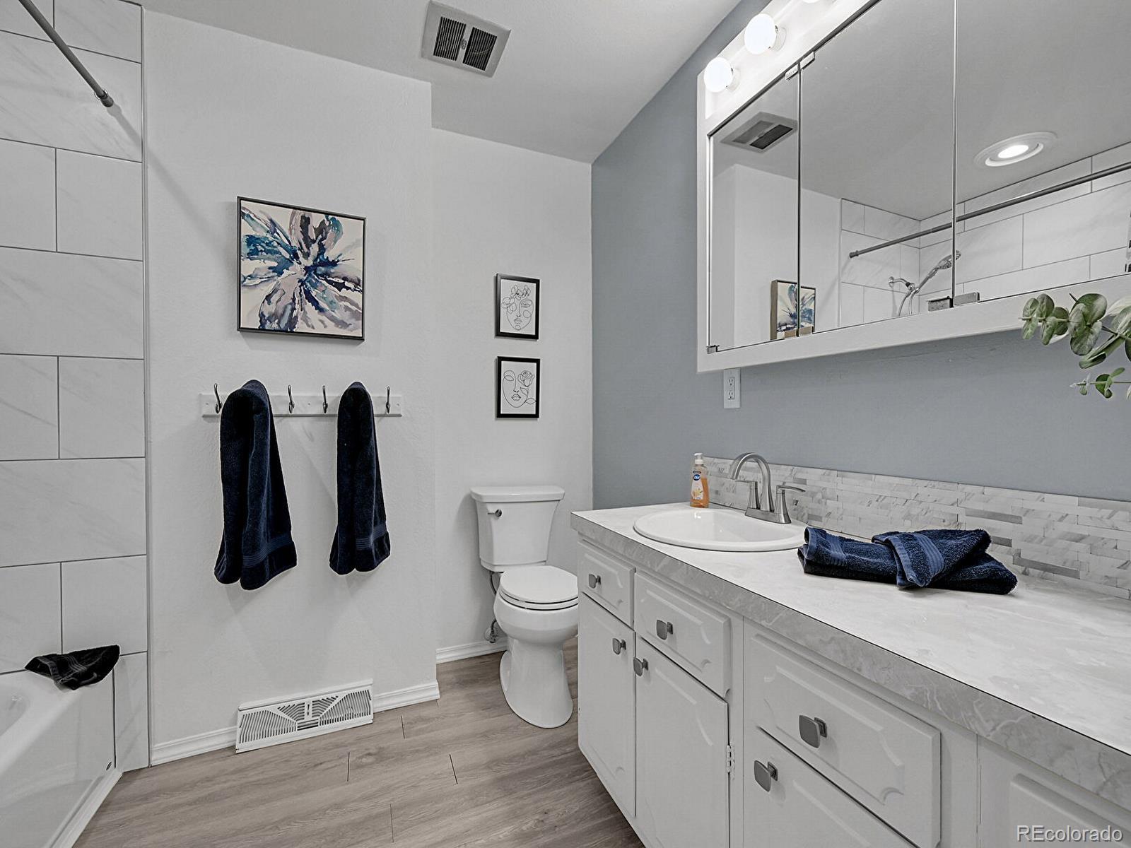 6956 North Robb Street Arvada, CO 80004 - Photo 19 of 50