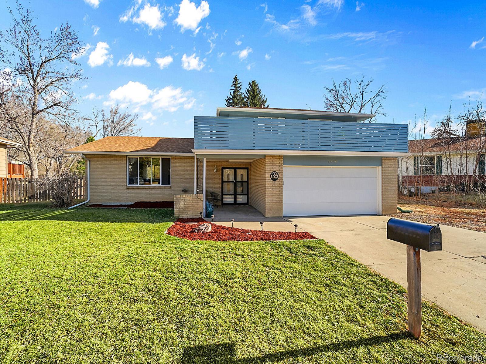 6956 North Robb Street Arvada, CO 80004 - Photo 4 of 50