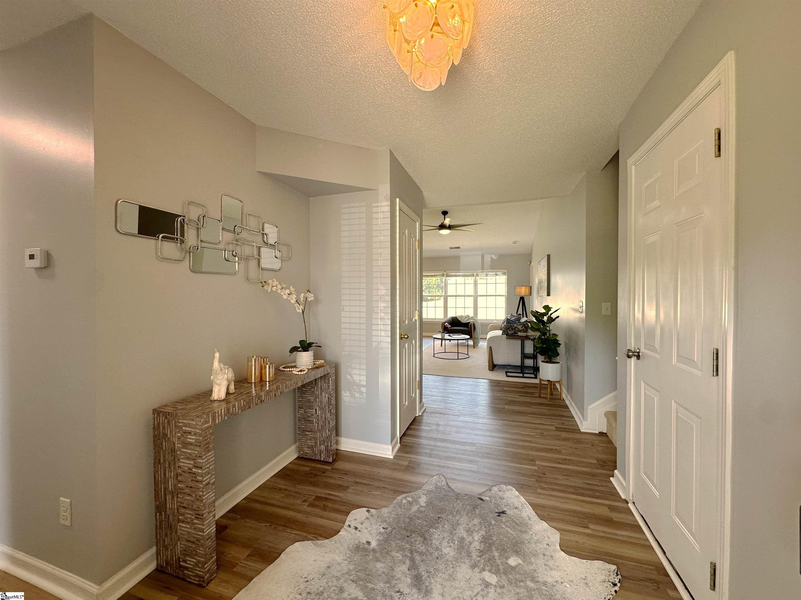 10 Crestbrook Drive Greenville, SC 29607 - Photo 2 of 18