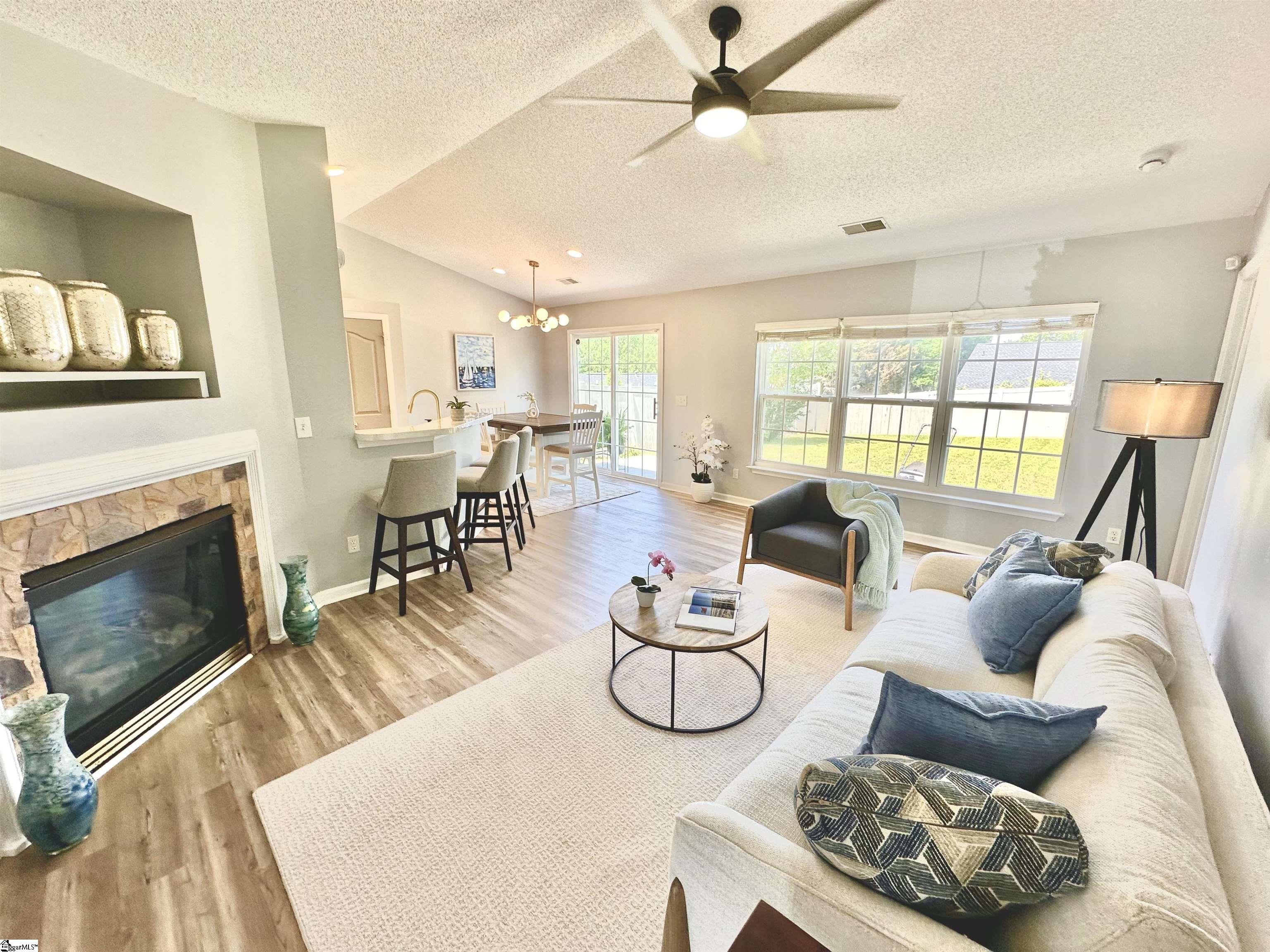 10 Crestbrook Drive Greenville, SC 29607 - Photo 3 of 18