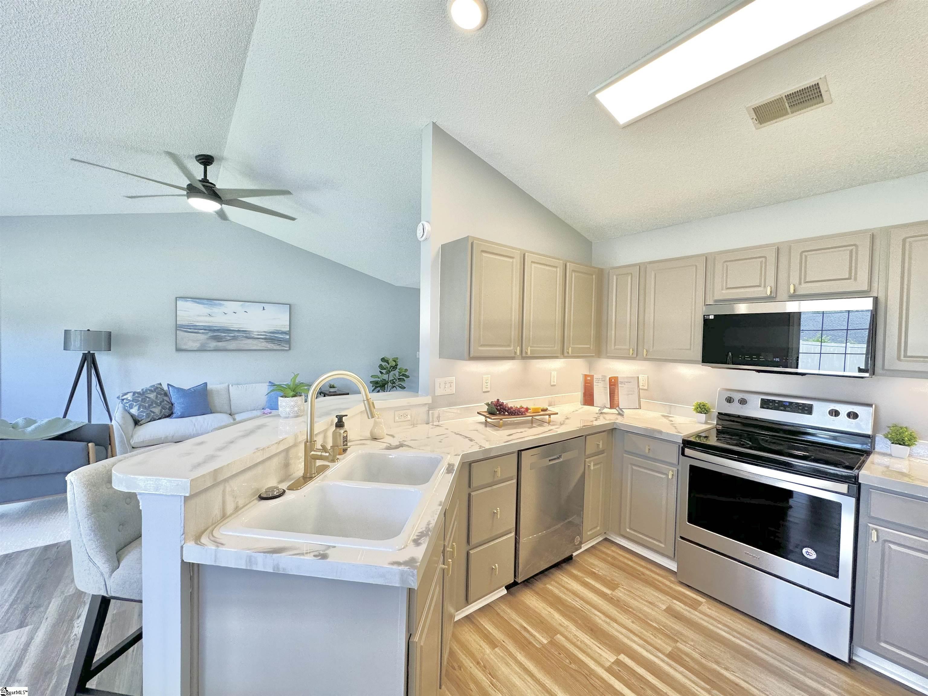 10 Crestbrook Drive Greenville, SC 29607 - Photo 8 of 18