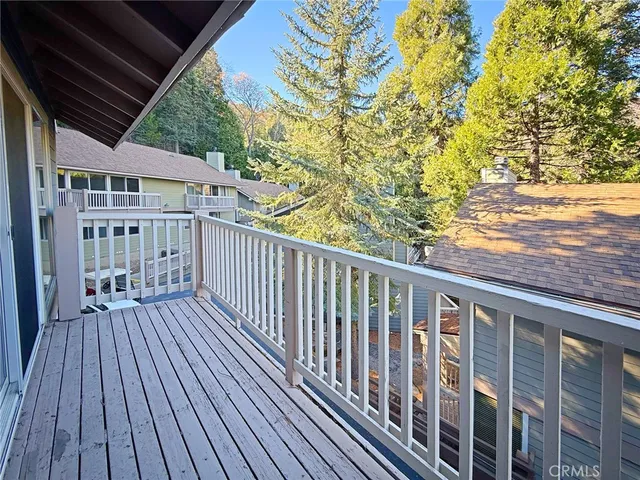 $295,000 | 313 Canyon Crest Lane, Lake Arrowhead, CA 92352