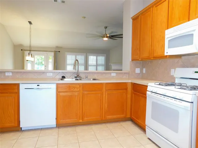 $2,295 | 3512 Yale Drive, Denton, TX 76210