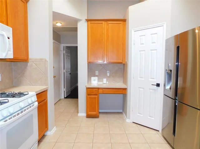 $2,295 | 3512 Yale Drive, Denton, TX 76210