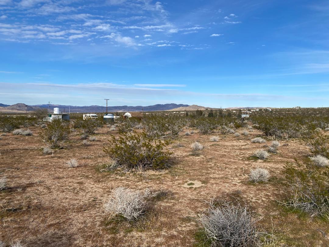 5457 Larrea Road Johnson Valley, CA 92285 - Photo 20 of 22 a view of an ocean