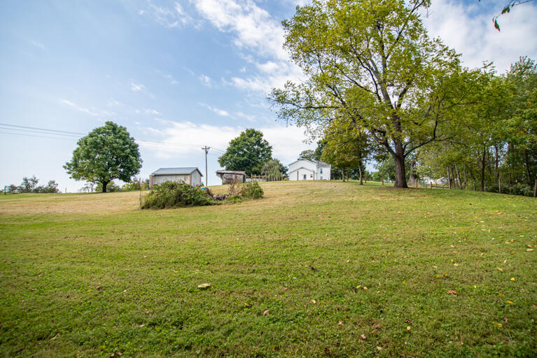 7064 Bybee Road Winchester, KY 40391 - Photo 20 of 71 20