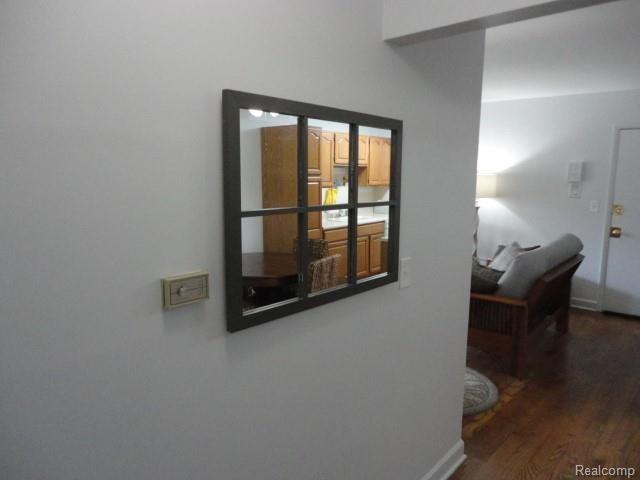 24111 Meridian Road, Unit 21 Grosse Ile, MI 48138 - Photo 10 of 18 DSC02989.JPG