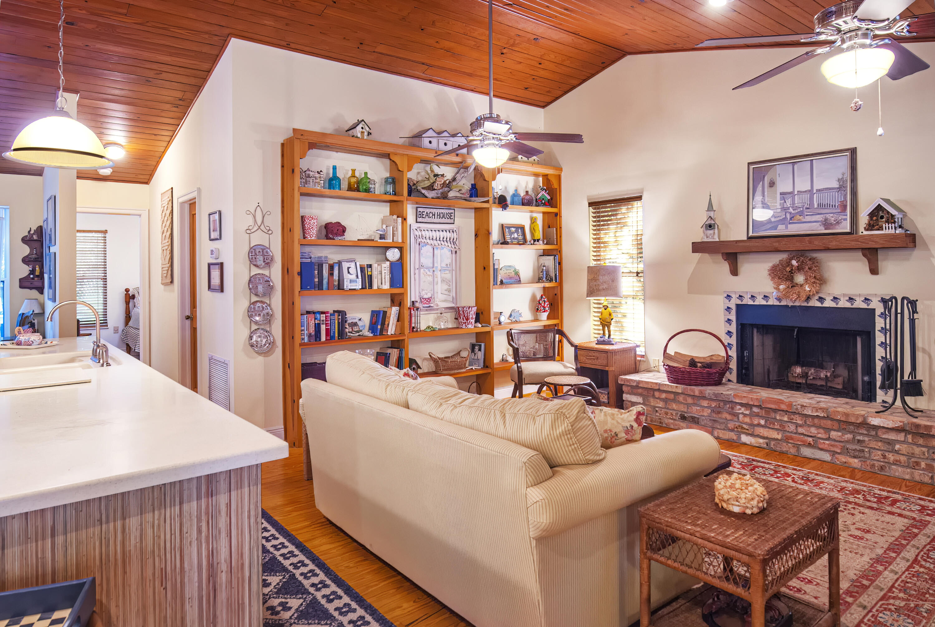 1941 West Shell Lane Vero Beach, FL 32963 - Photo 5 of 12 408E7094-00AF-4D8C-A5F1-8336FBC48557