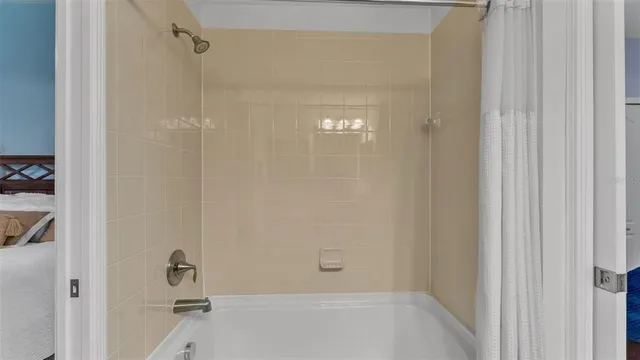 $421,900 | 4016 Carteret Drive, Winter Haven, FL 33884