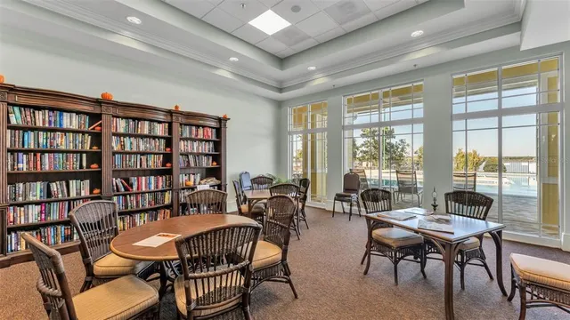 $421,900 | 4016 Carteret Drive, Winter Haven, FL 33884