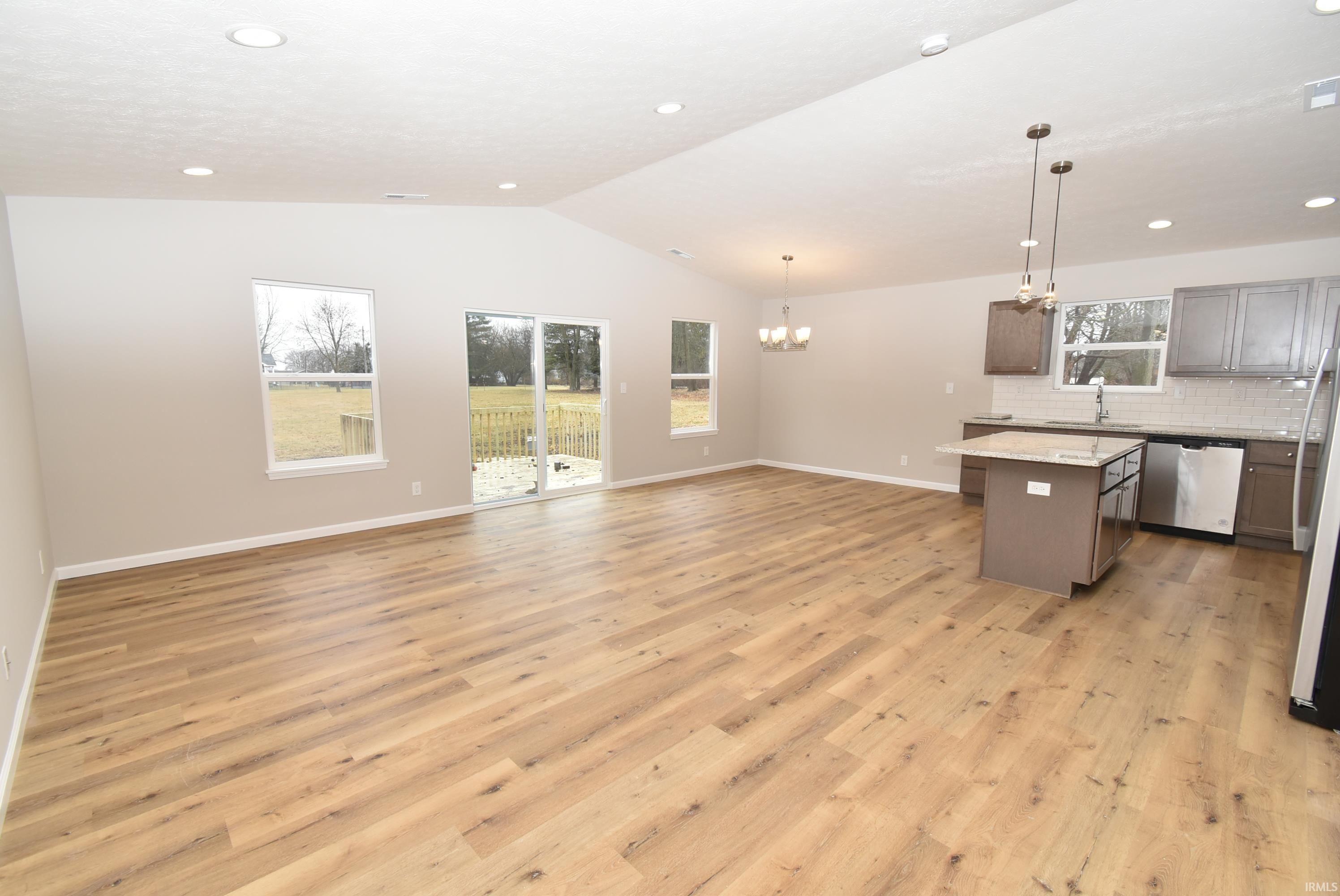 1102 East 8th Street Fowler, IN 47944 - Photo 3 of 26