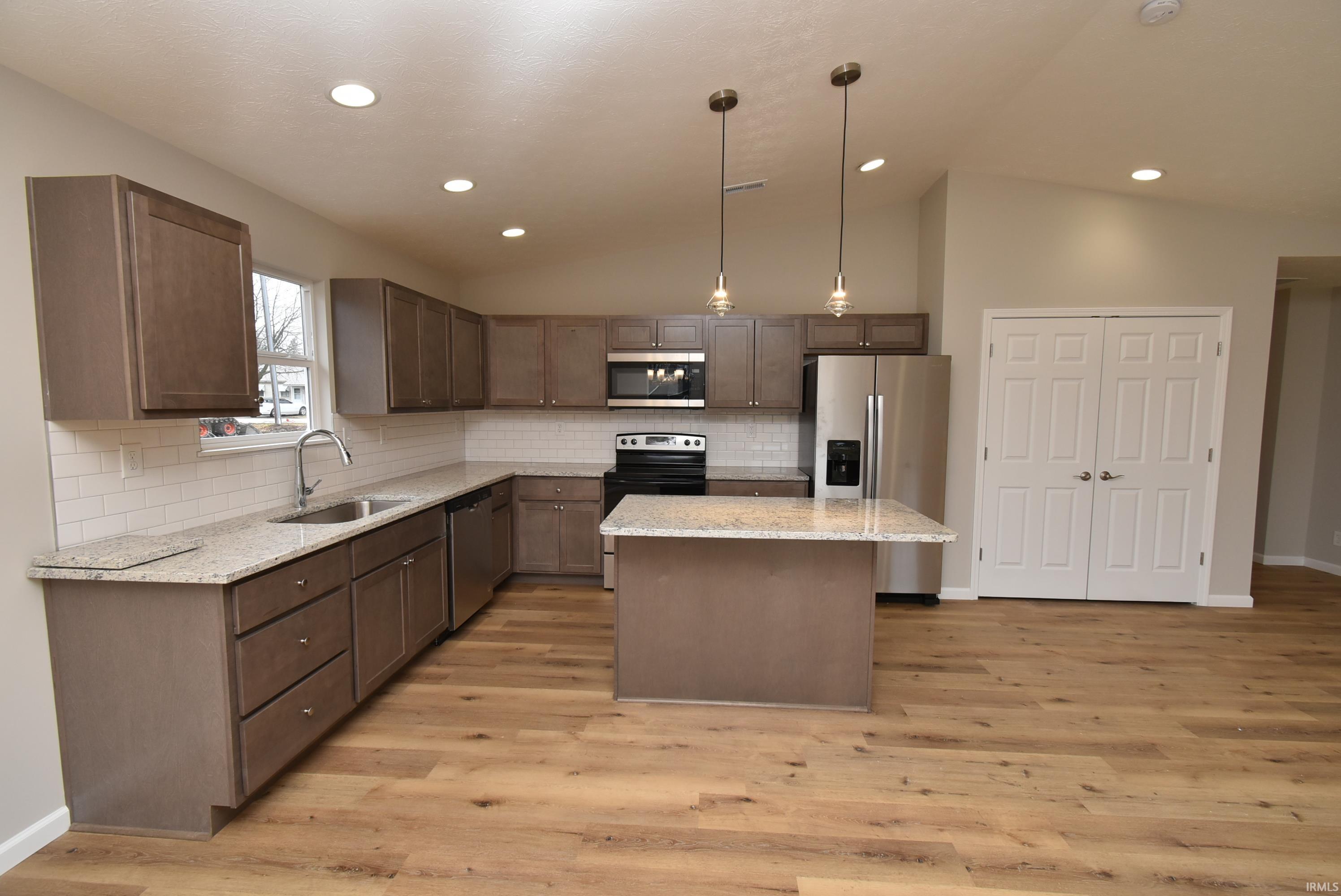 1102 East 8th Street Fowler, IN 47944 - Photo 10 of 26