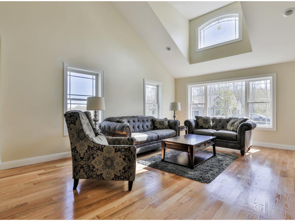 9 R Indian Hill Road, Unit 9R Derry, NH 03038 - Photo 4 of 11