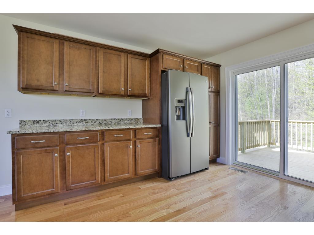 9 R Indian Hill Road, Unit 9R Derry, NH 03038 - Photo 5 of 11