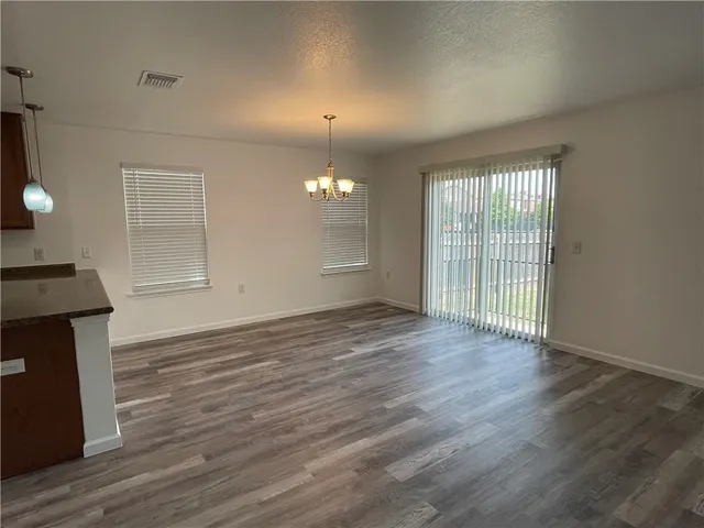 $1,975 | 6620 Glebe Path, Austin, TX 78754