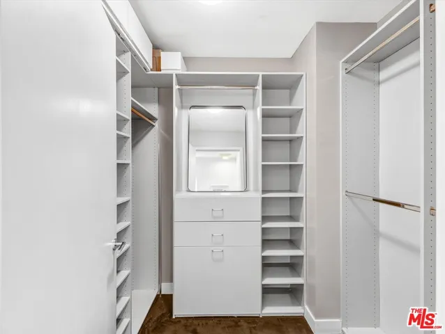 $599,000 | 6001 Carlton Way, Unit 410, Los Angeles, CA 90028