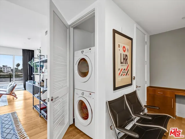 $599,000 | 6001 Carlton Way, Unit 410, Los Angeles, CA 90028