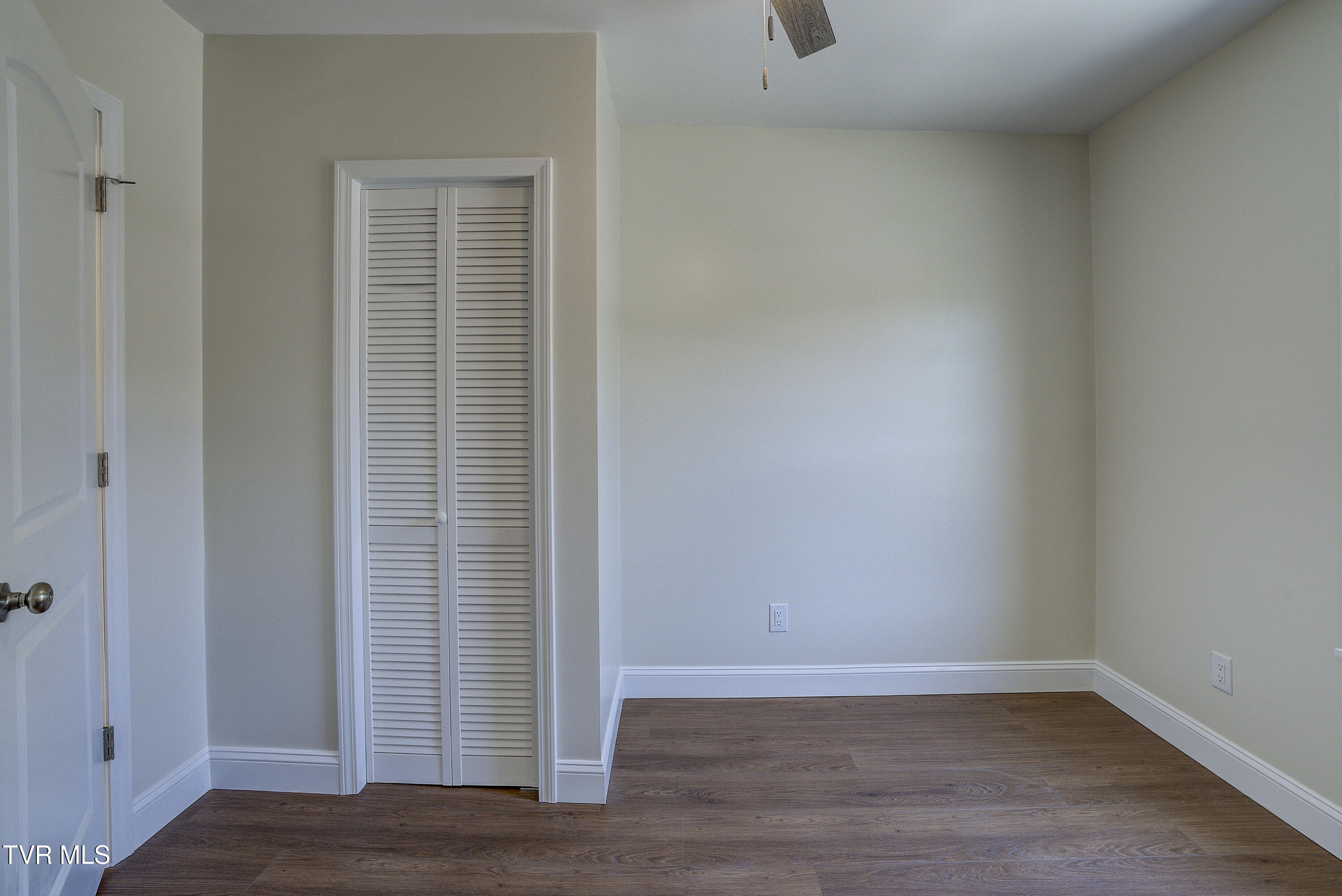 511 Coffee Street Erwin, TN 37650 - Photo 21 of 36 coffee-bed