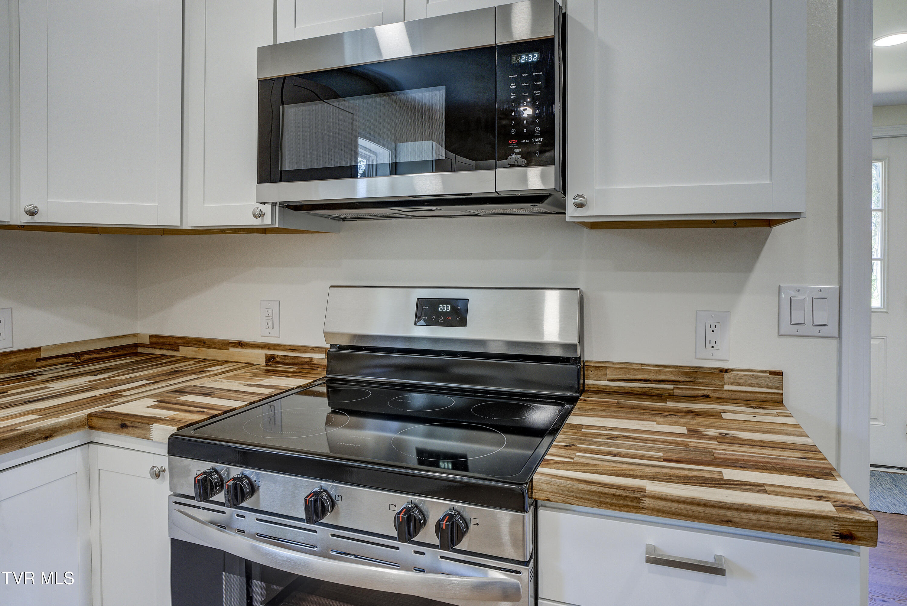 511 Coffee Street Erwin, TN 37650 - Photo 24 of 36 kitchen-3