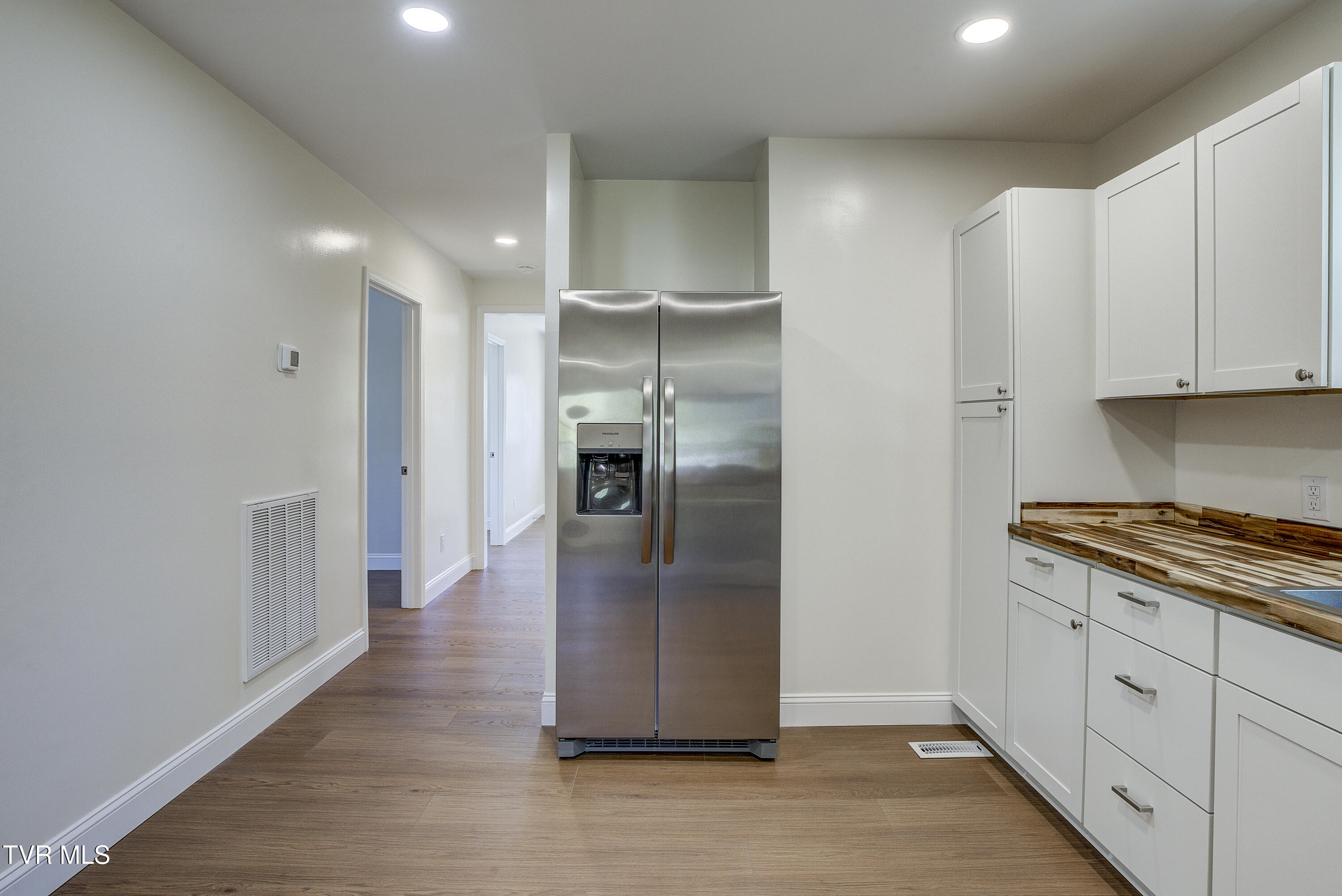 511 Coffee Street Erwin, TN 37650 - Photo 25 of 36 Kitchen-3