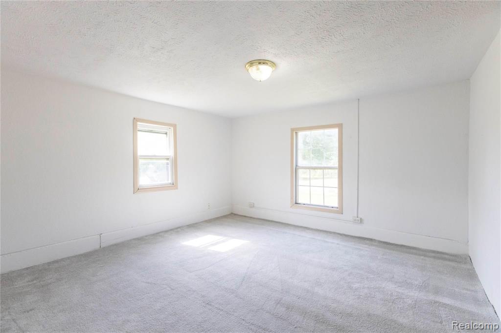 46291 Wear Road Belleville, MI 48111 - Photo 9 of 36
