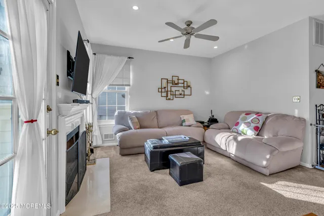 $859,000 | 4 Oxford Key, Colts Neck, NJ 07722