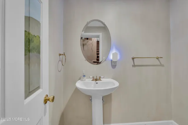 $859,000 | 4 Oxford Key, Colts Neck, NJ 07722