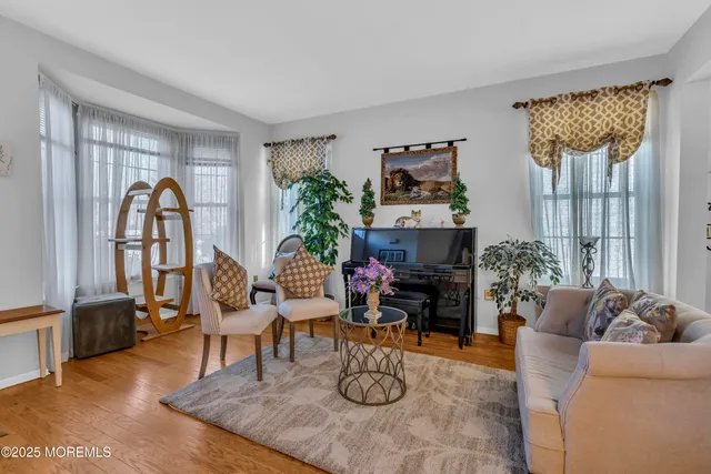 $859,000 | 4 Oxford Key, Colts Neck, NJ 07722