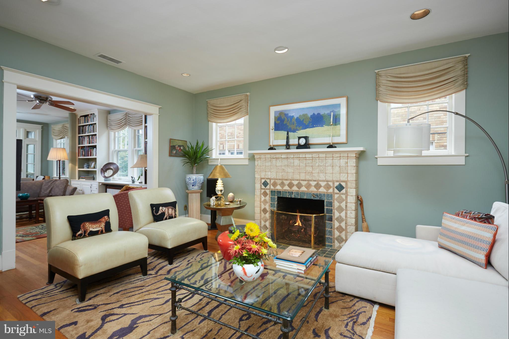 3822 Garfield Street Northwest Washington, DC 20007 - Photo 3 of 30 Living Room