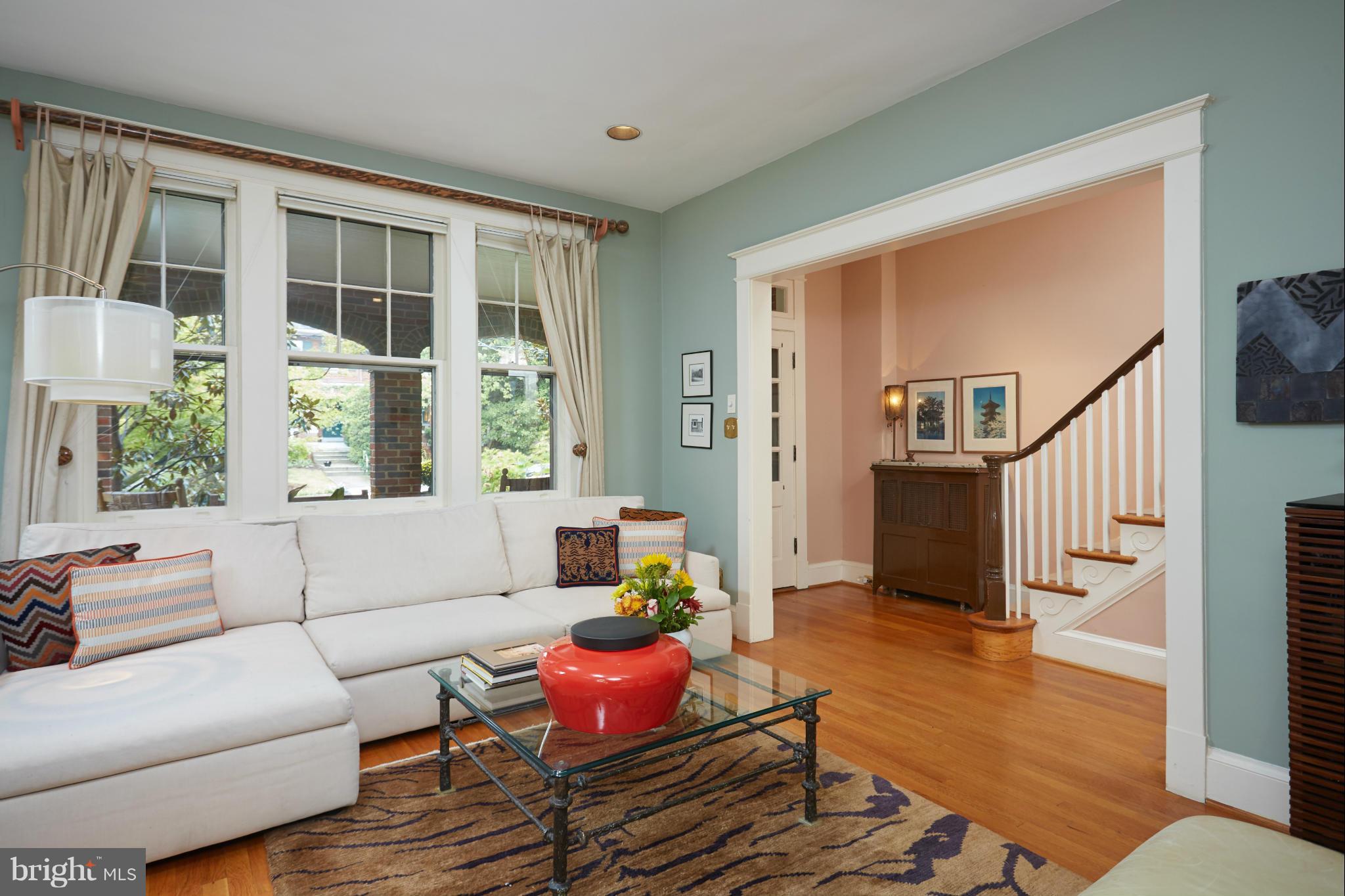 3822 Garfield Street Northwest Washington, DC 20007 - Photo 4 of 30 Living Room