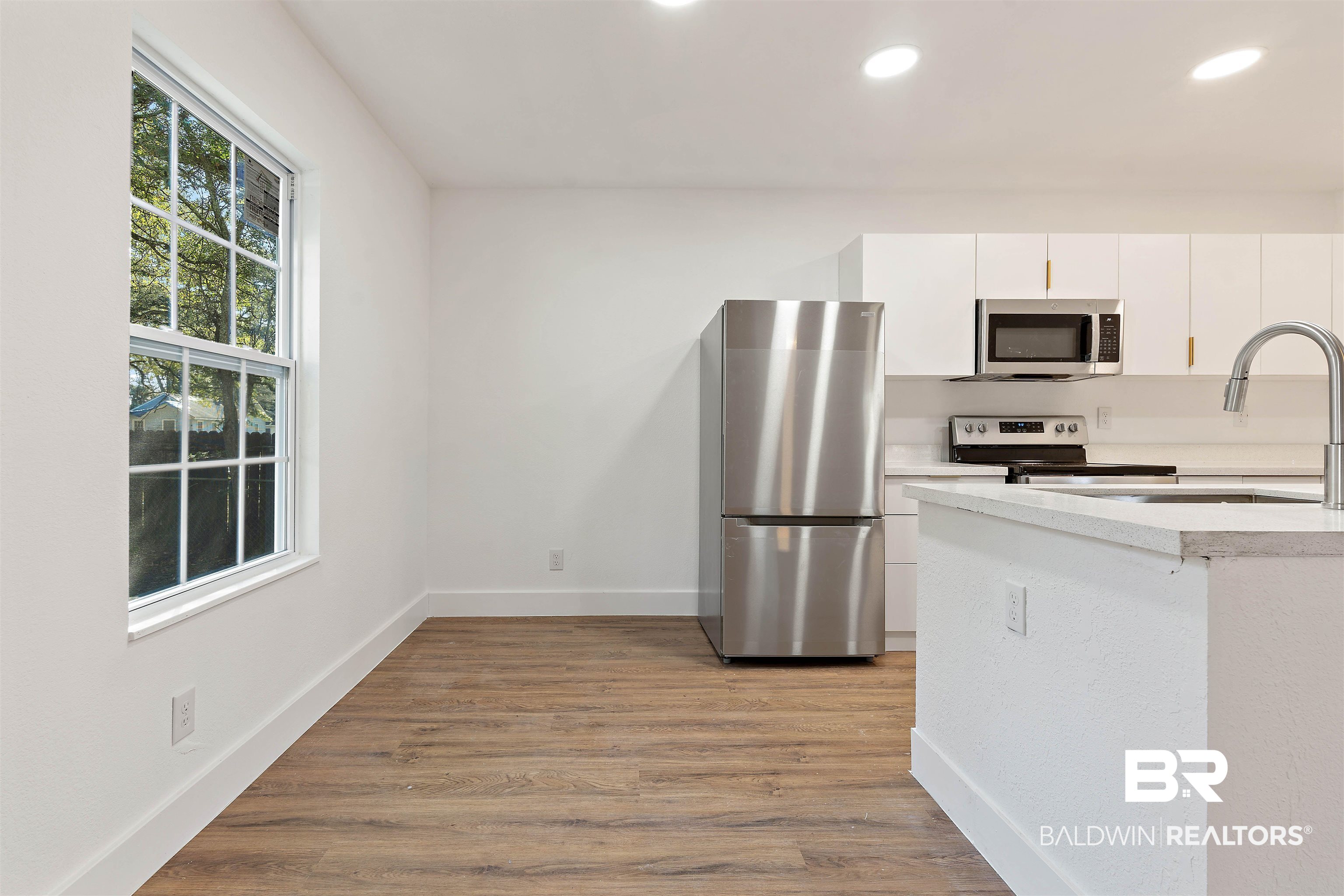 156 Potter Drive Mobile, AL 36606 - Photo 8 of 19