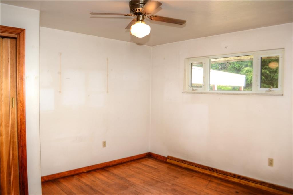 110 Harding Road Pittsburgh, PA 15229 - Photo 11 of 16 Gallery Image 11