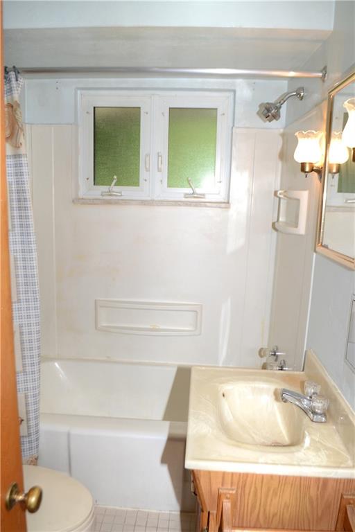 110 Harding Road Pittsburgh, PA 15229 - Photo 12 of 16 Gallery Image 12