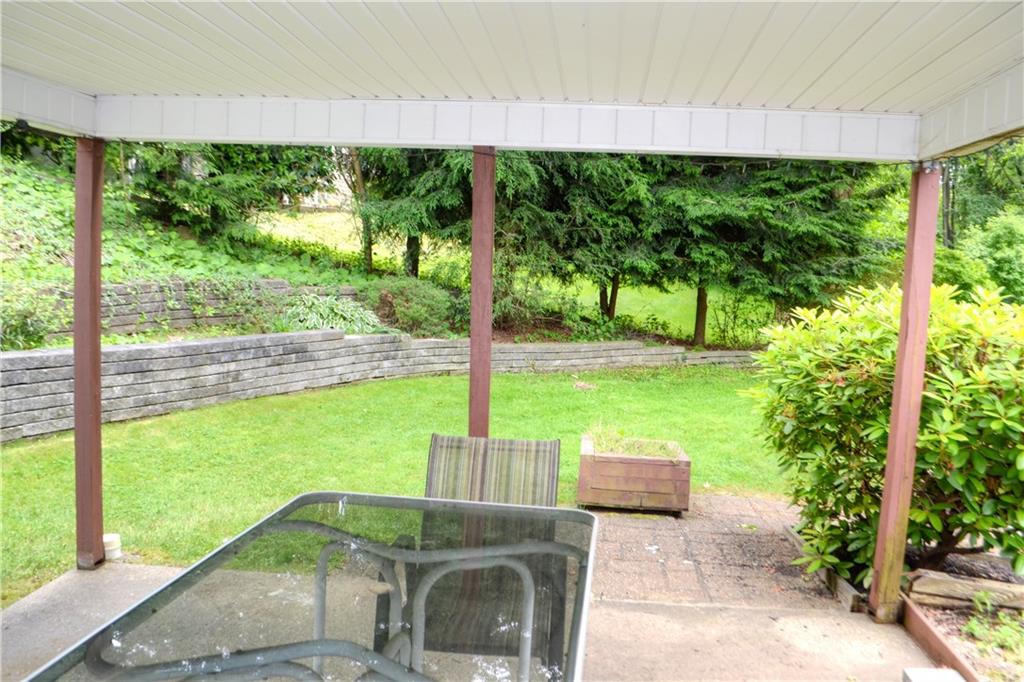 110 Harding Road Pittsburgh, PA 15229 - Photo 14 of 16 Gallery Image 14