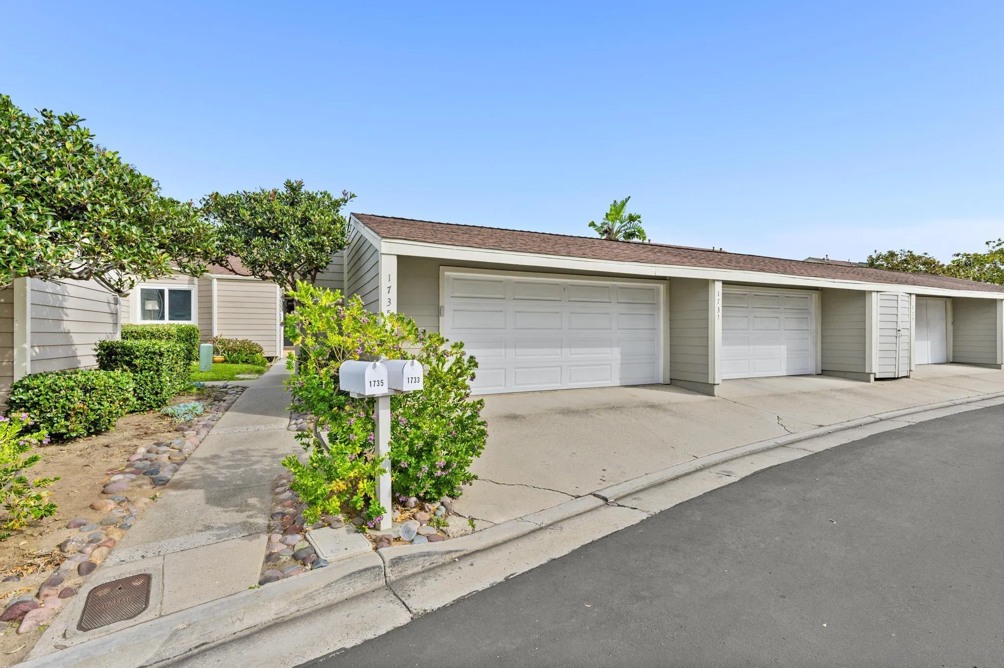 1735 Aldersgate Road Encinitas, CA 92024 - Photo 44 of 49 front view of a house with a street