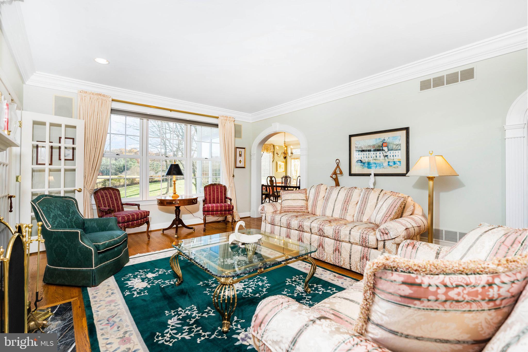 112 St Moritz Drive Wilmington, DE 19807 - Photo 17 of 59 Bright formal living room.