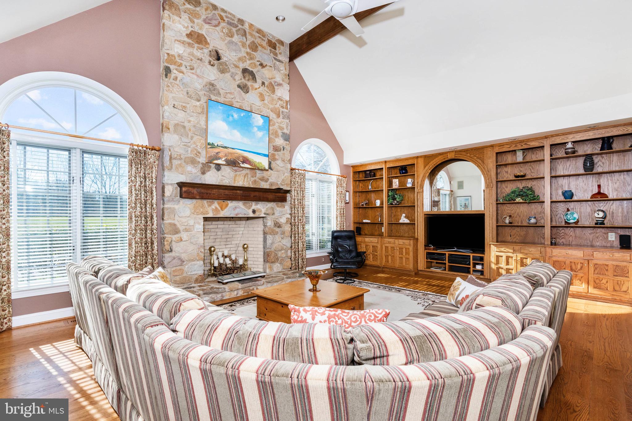 112 St Moritz Drive Wilmington, DE 19807 - Photo 21 of 59 Two story stone fireplace and built-ins.