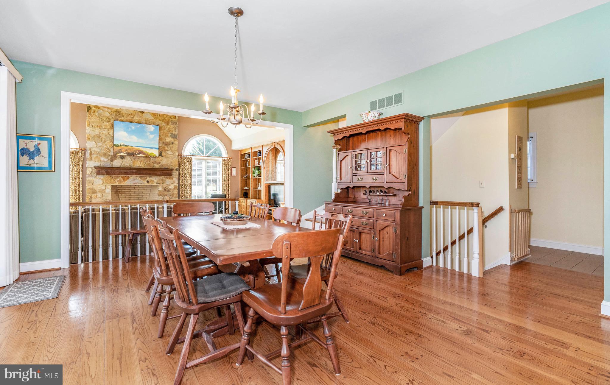 112 St Moritz Drive Wilmington, DE 19807 - Photo 25 of 59 Kitchen open to great room.