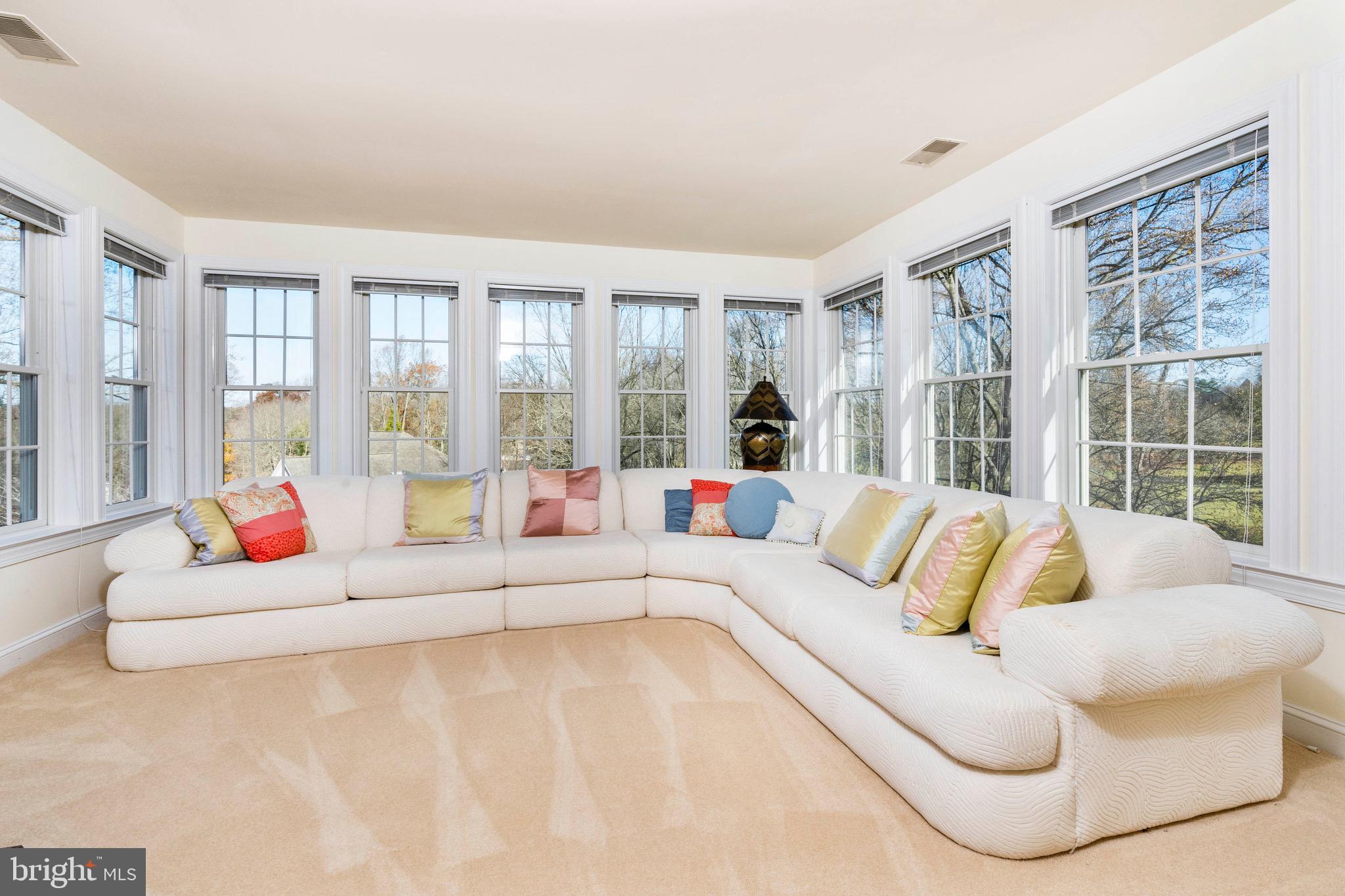 112 St Moritz Drive Wilmington, DE 19807 - Photo 38 of 59 Lots of glass in sitting room - primary suite