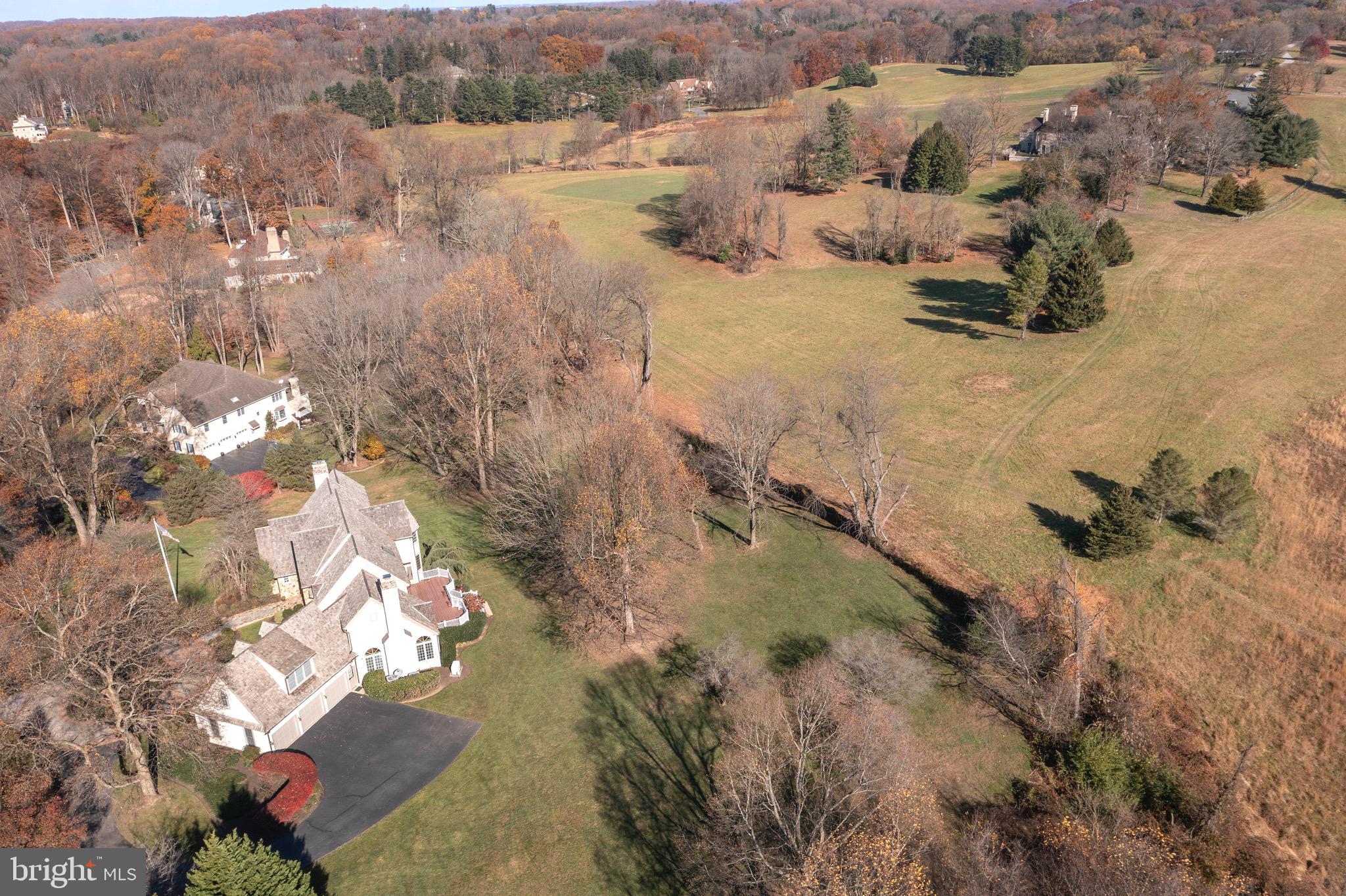 112 St Moritz Drive Wilmington, DE 19807 - Photo 8 of 59 Privacy!