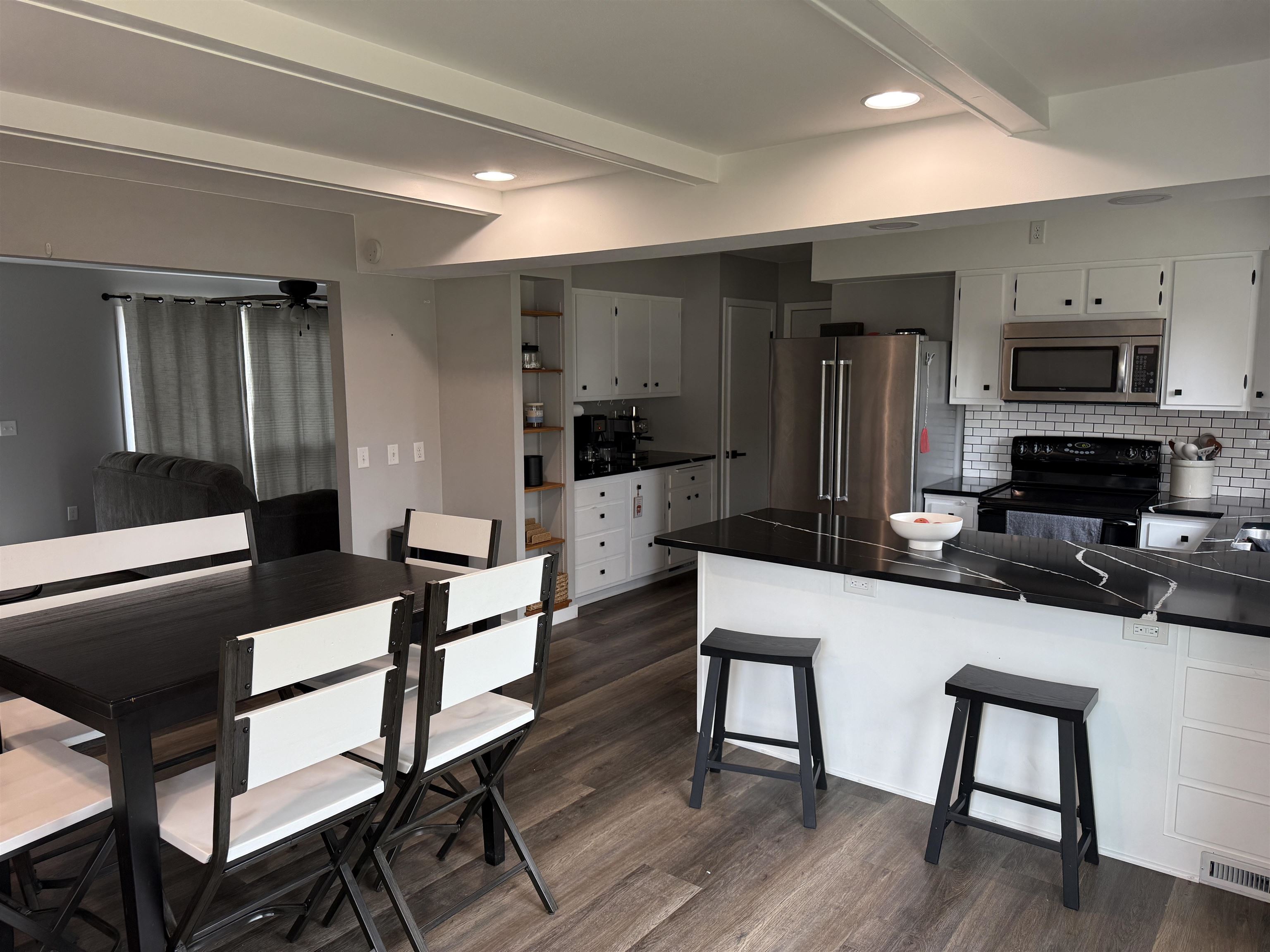 104 East 3rd Avenue Brodhead, WI 53520 - Photo 9 of 24