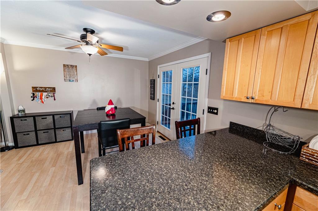 3673 Mitchell Road New Castle, PA 16105 - Photo 8 of 25 a living room with furniture and a window