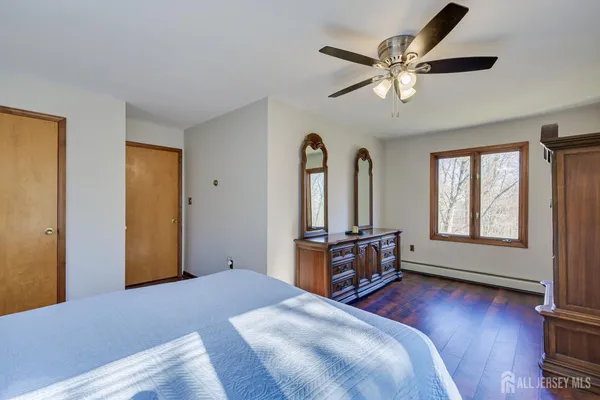 $480,000 | 16 Sky Top Road, Port Murray, NJ 07865