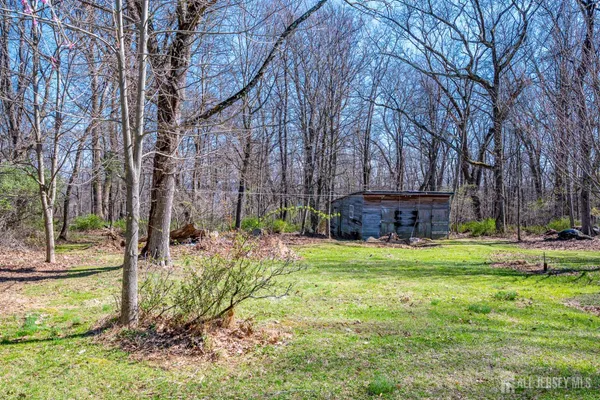 $480,000 | 16 Sky Top Road, Port Murray, NJ 07865