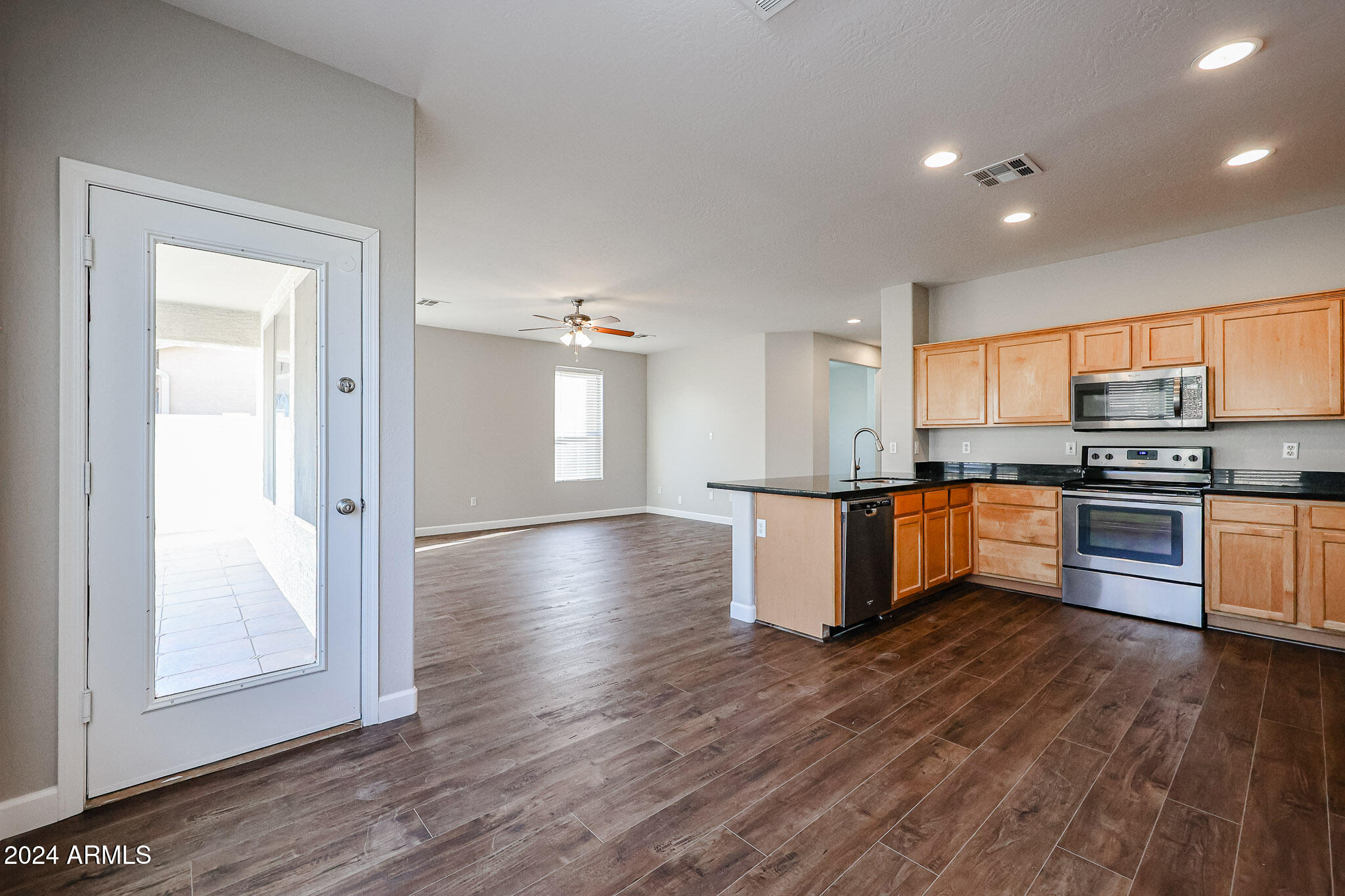 3264 East Los Altos Road Gilbert, AZ 85297 - Photo 23 of 61 kitchen